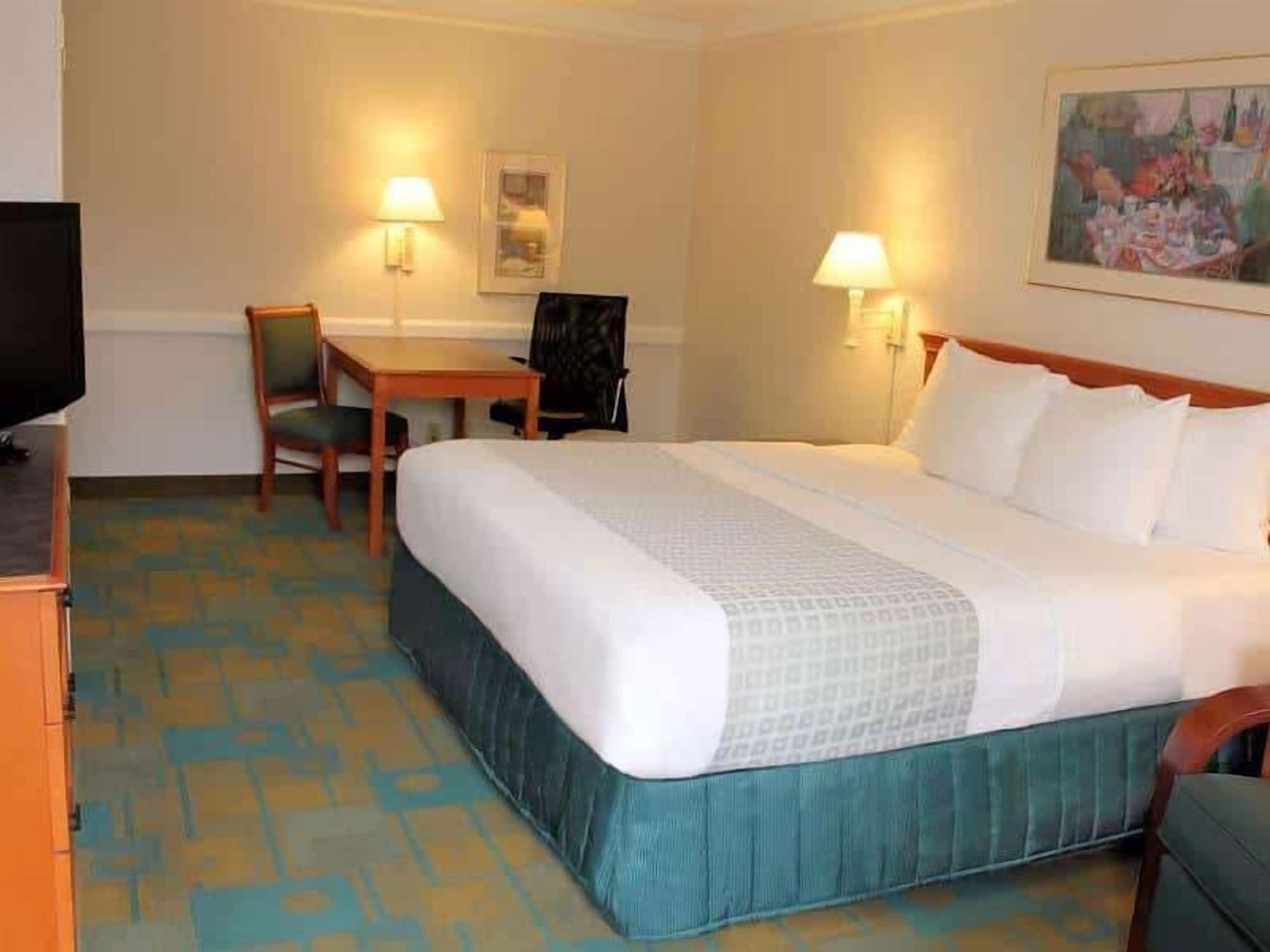 La Quinta Inn By Wyndham Лафкин Экстерьер фото