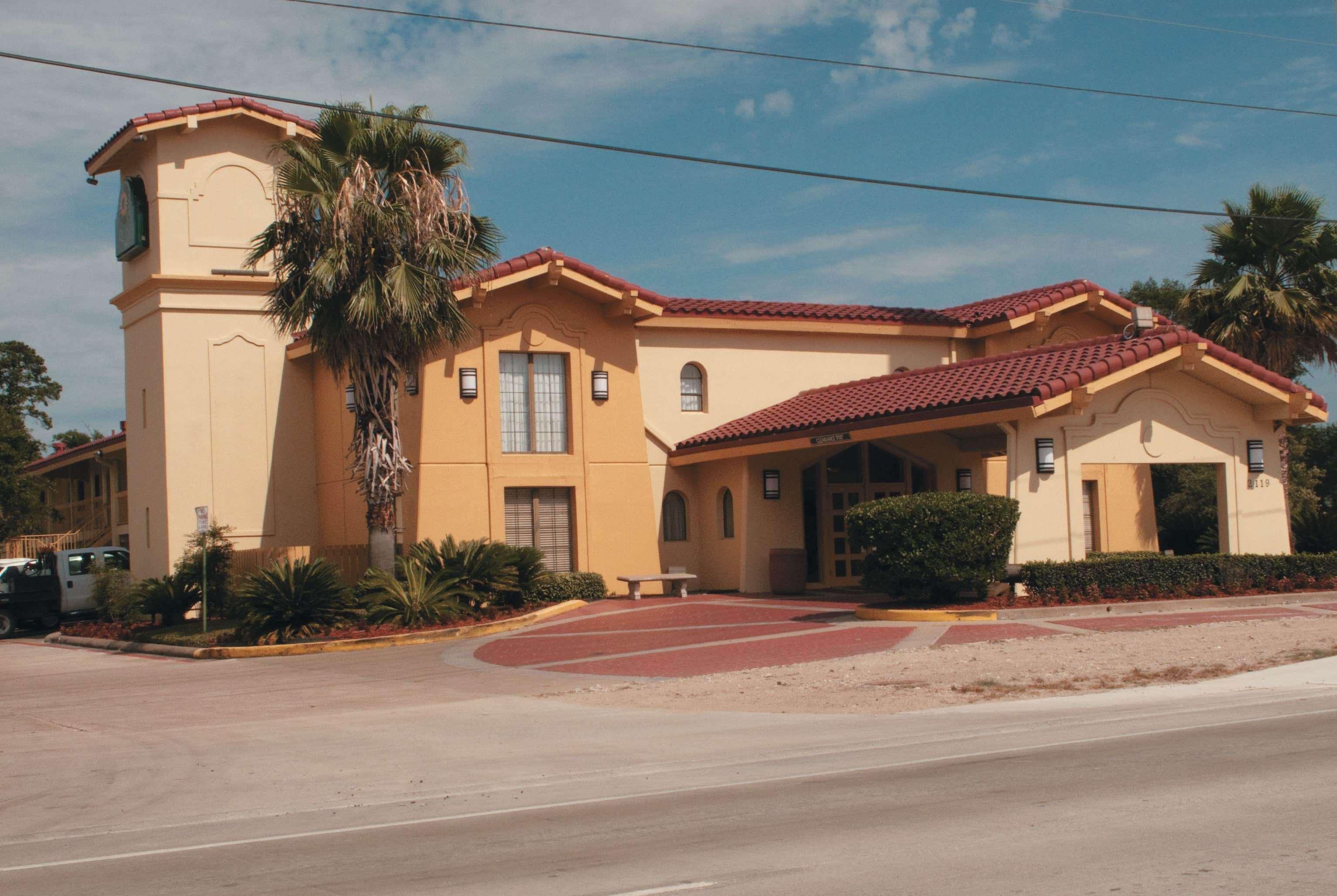 La Quinta Inn By Wyndham Лафкин Экстерьер фото